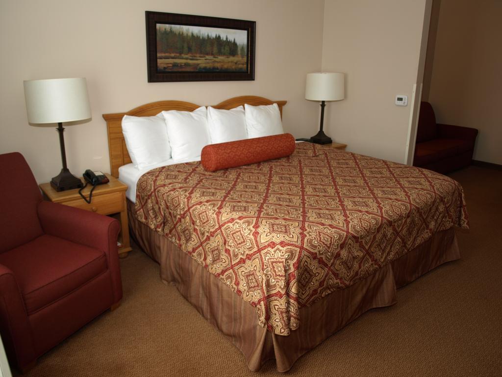 Savanna Inn & Suites Δωμάτιο φωτογραφία